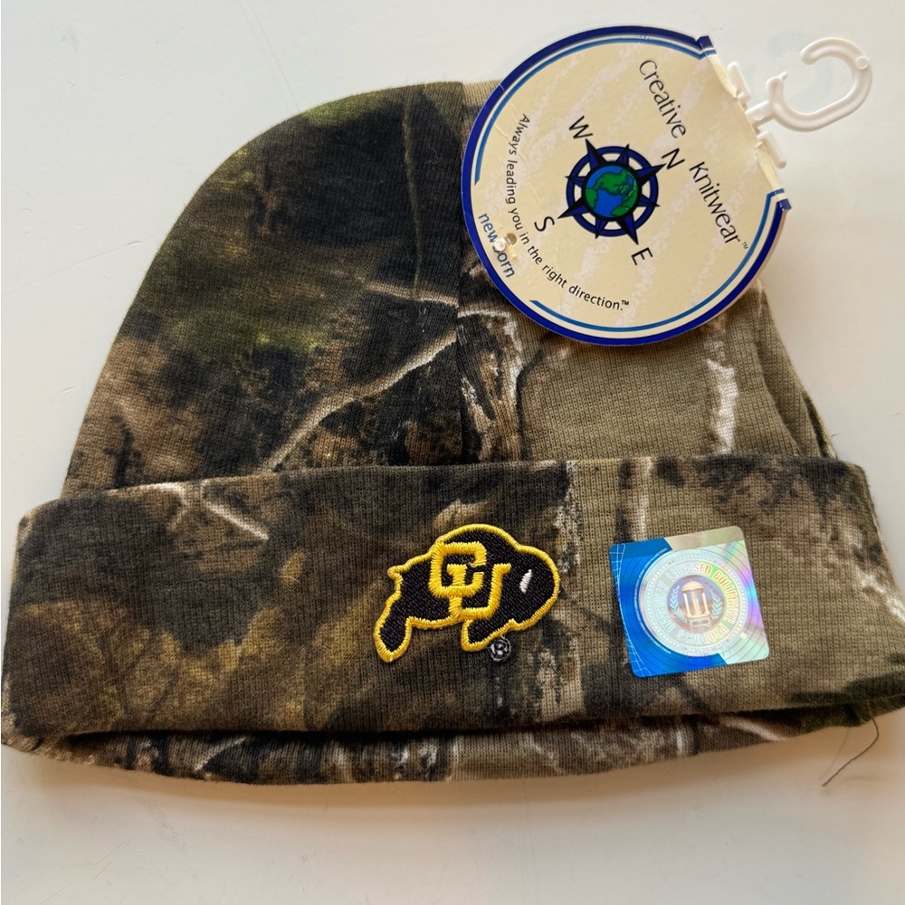 Camouflage newborn beanie with CU logo